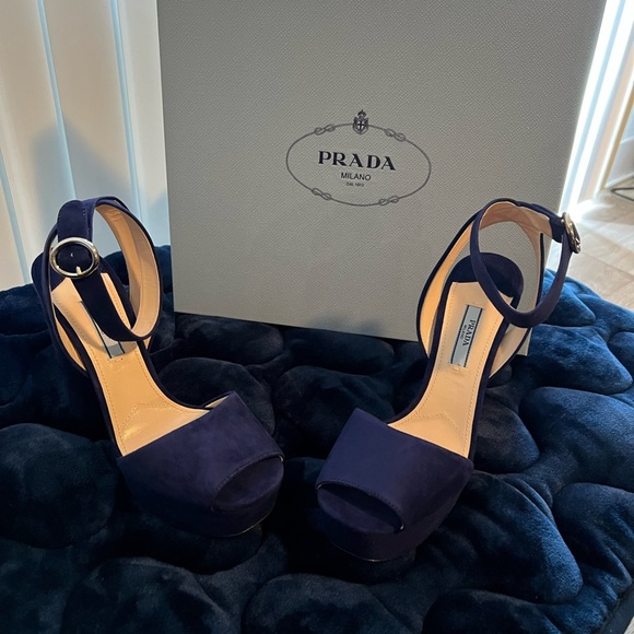 Prada Navy Platform Heels - Never Used - Picture 3 of 8